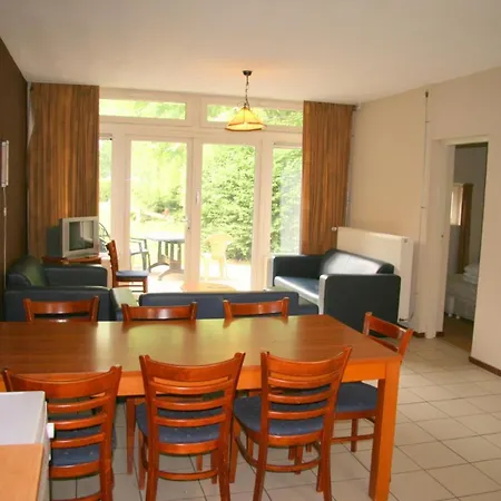 Type D Basis 8 Persoons Bungalow