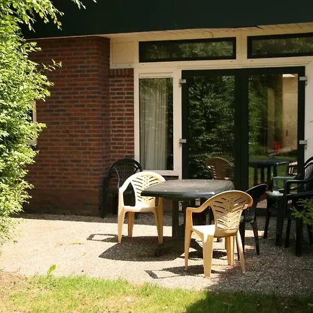Resort Type D Basis 8 Persoons Bungalow *